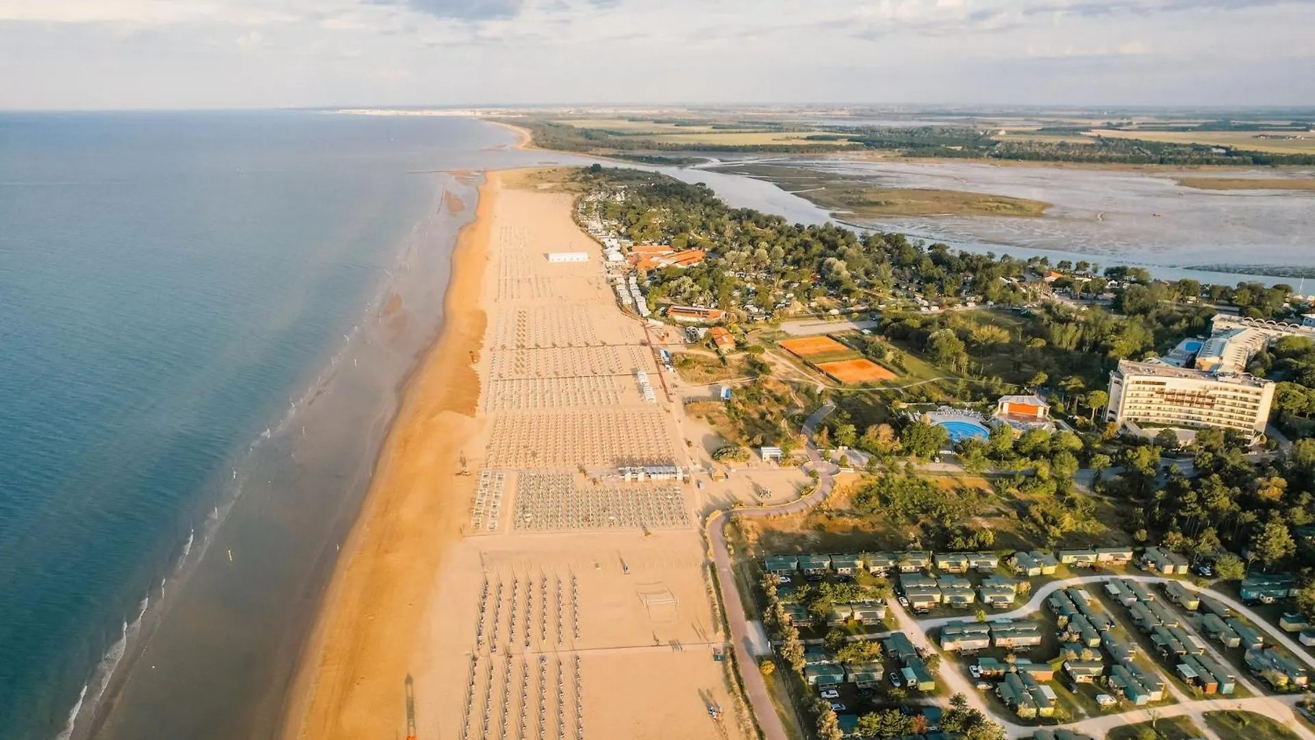 Stunning Seaview In Bibione - Beahost Rentals 0*,  Italy